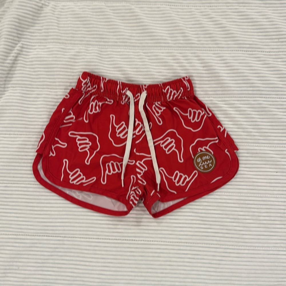 Of One Sea
Kids Retro Shorts in Red Shaka
